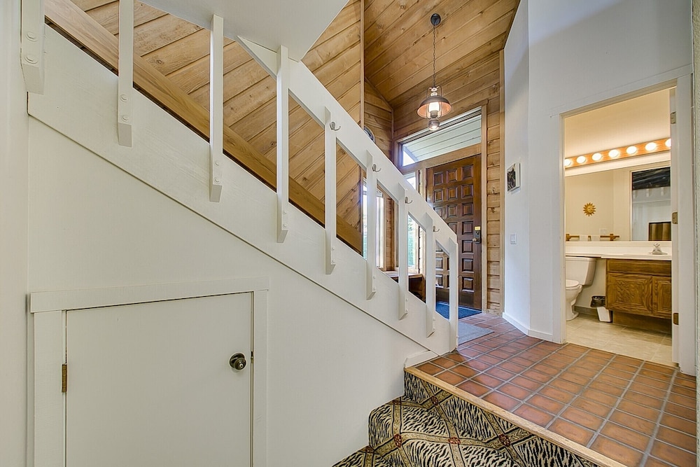 Teleidoscope Retreat - Property Image 13