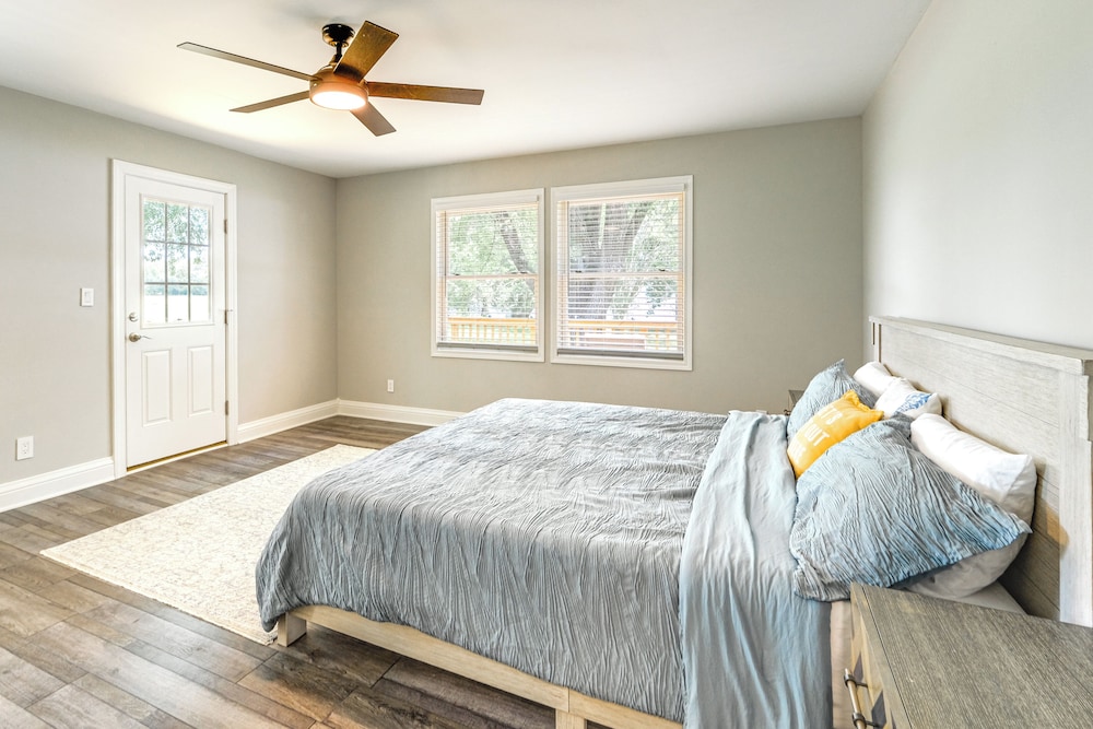Pets Welcome: Riverfront Getaway in Colonial Beach