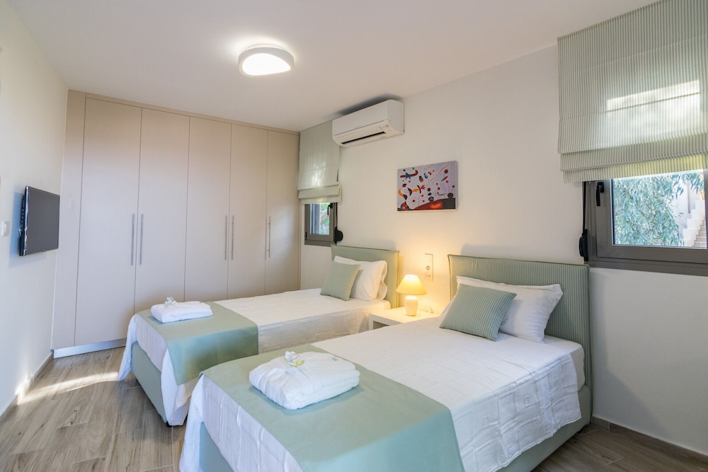 Ilianthos Villa