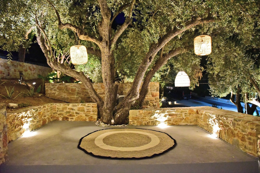 Natura Luxury Villas