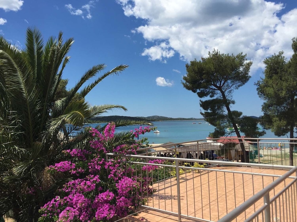 Đurđa - Close to the sea - A1 view 4