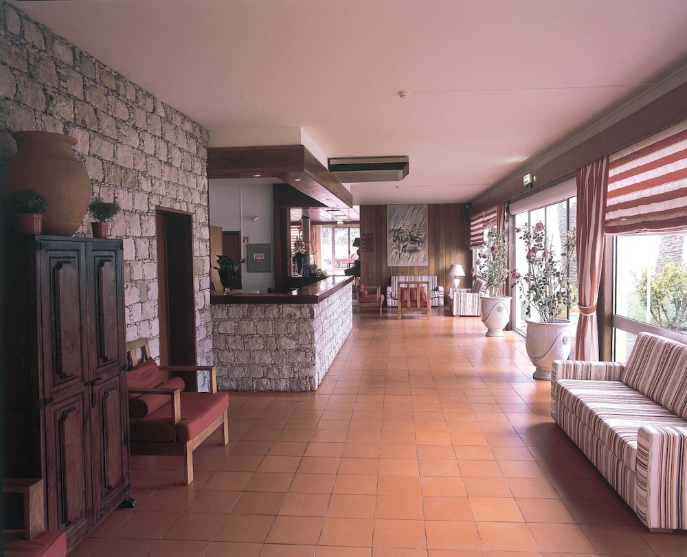 Porto Santo Vacations - Praia Dourada Hotel - Property Image 4