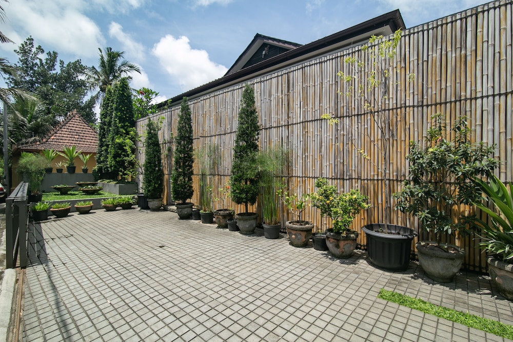 d'Sanctum Villa view 5