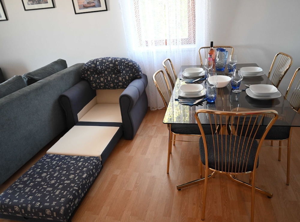 Charming And Comfortable Apartment Dramalj