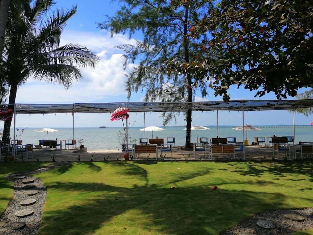 New Marjoly Beach & Resort