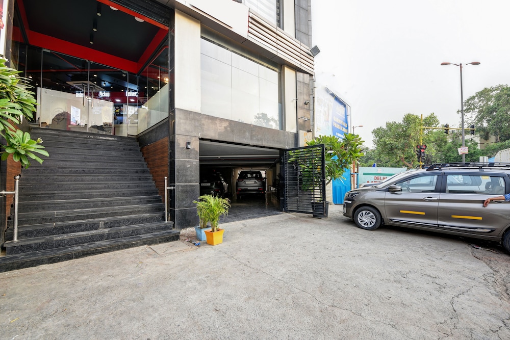 The IVY Grand Hotel in City Centre Delhi