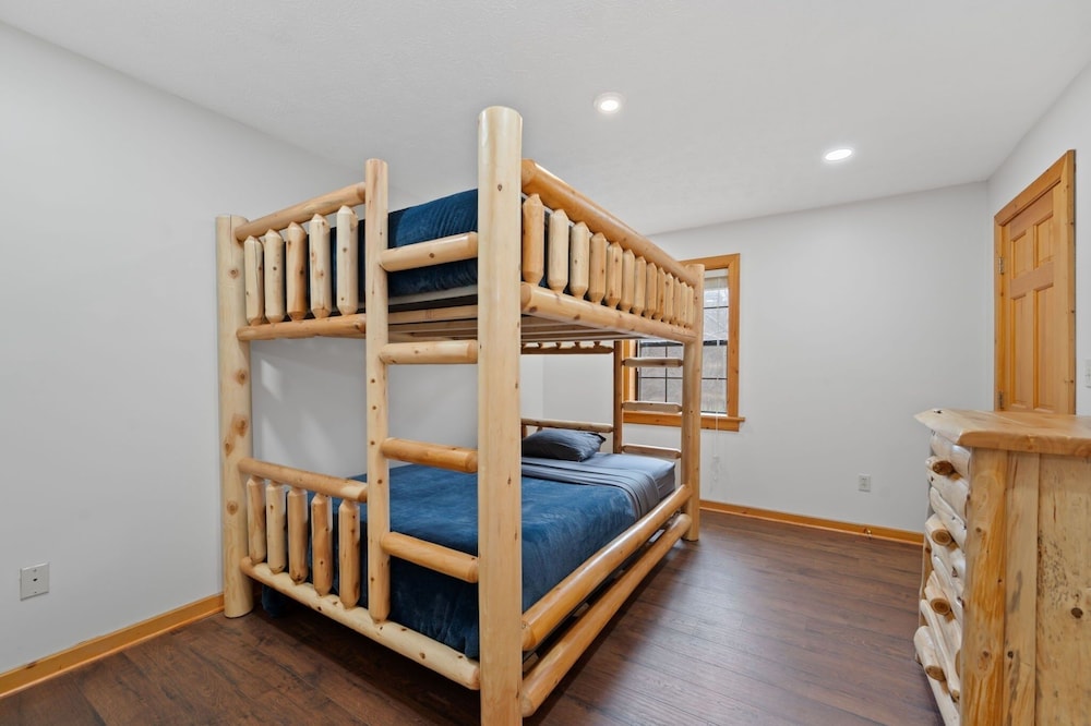 Retreat In The Smokies 3 Bedroom Home