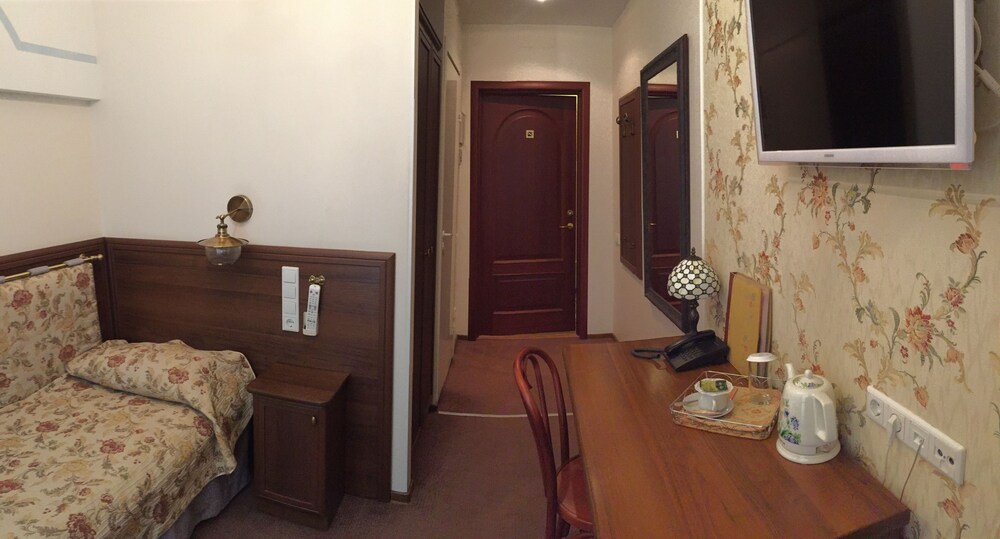 Photo 9