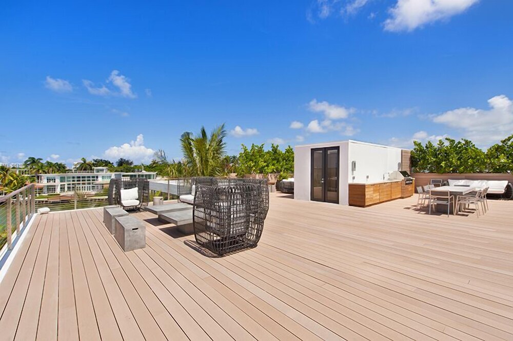 6 Bedroom Homes in Miami Beach by TMG