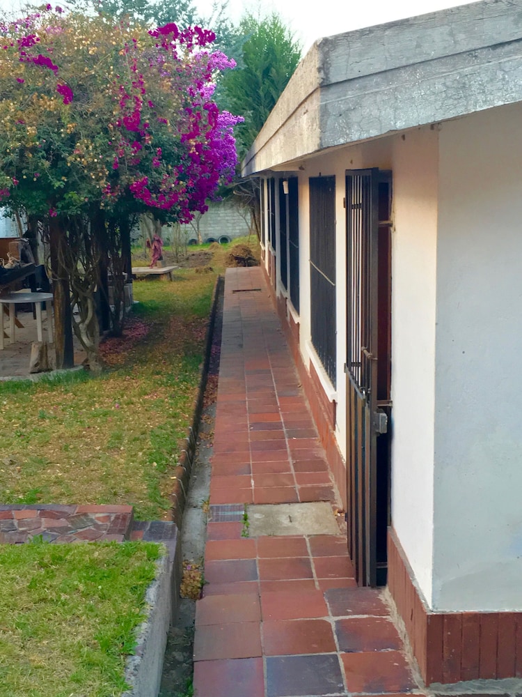 Nispero Country House
