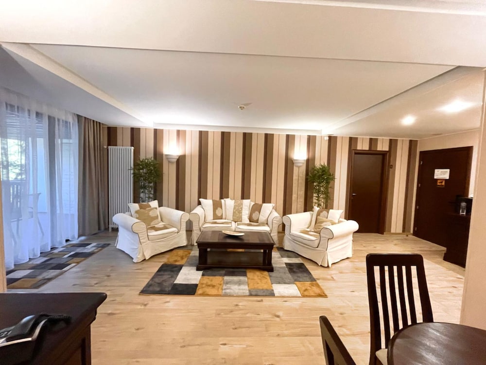 Alpin Aparthotel 2302