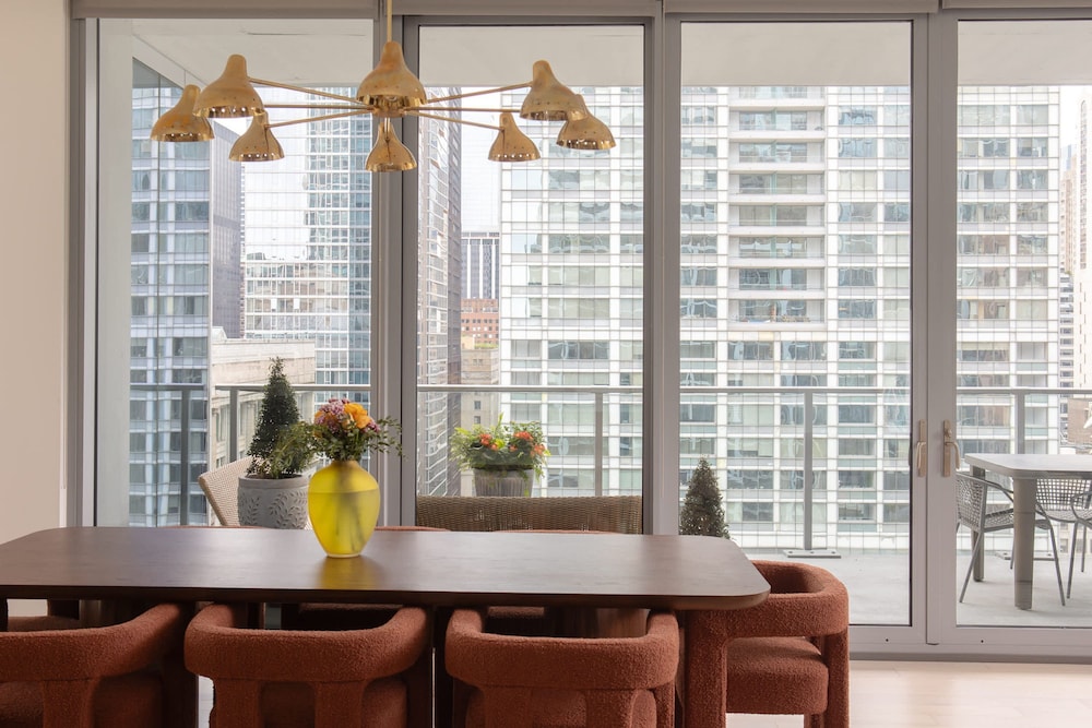 Luxury Downtown 4BR Exclusive Design PH