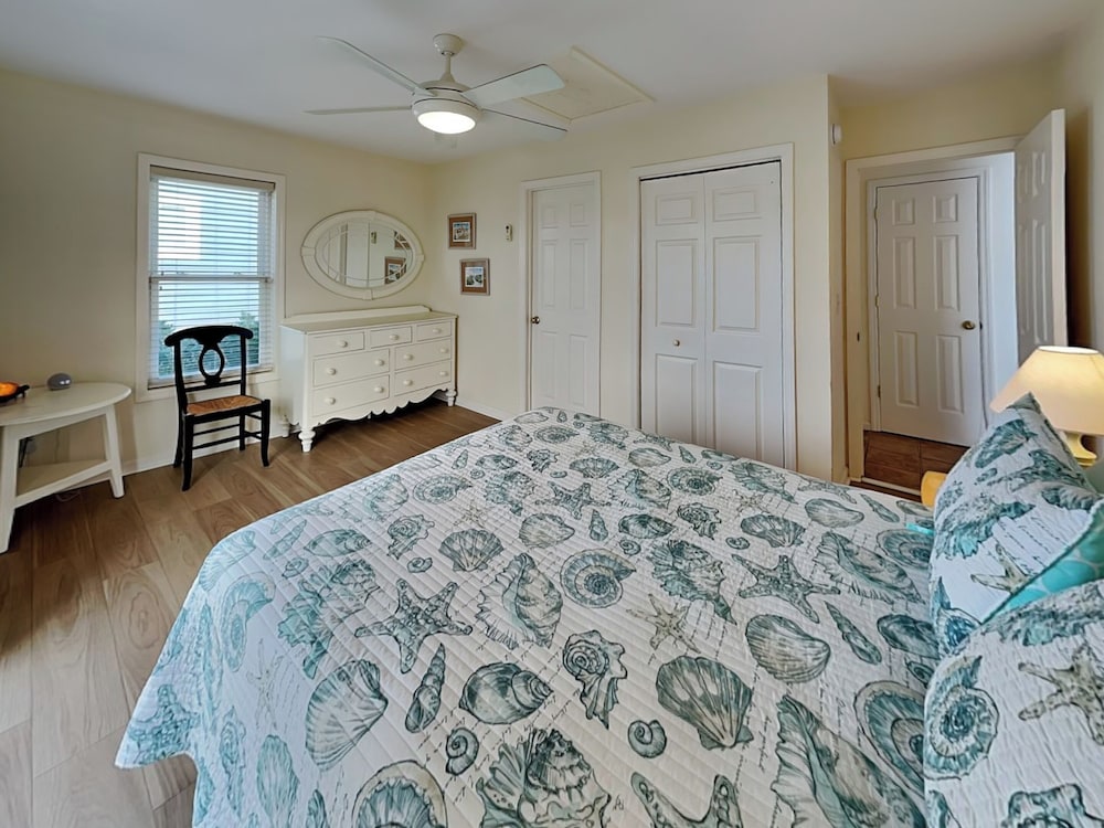 Carrle/Trachtman by Topsail Realty