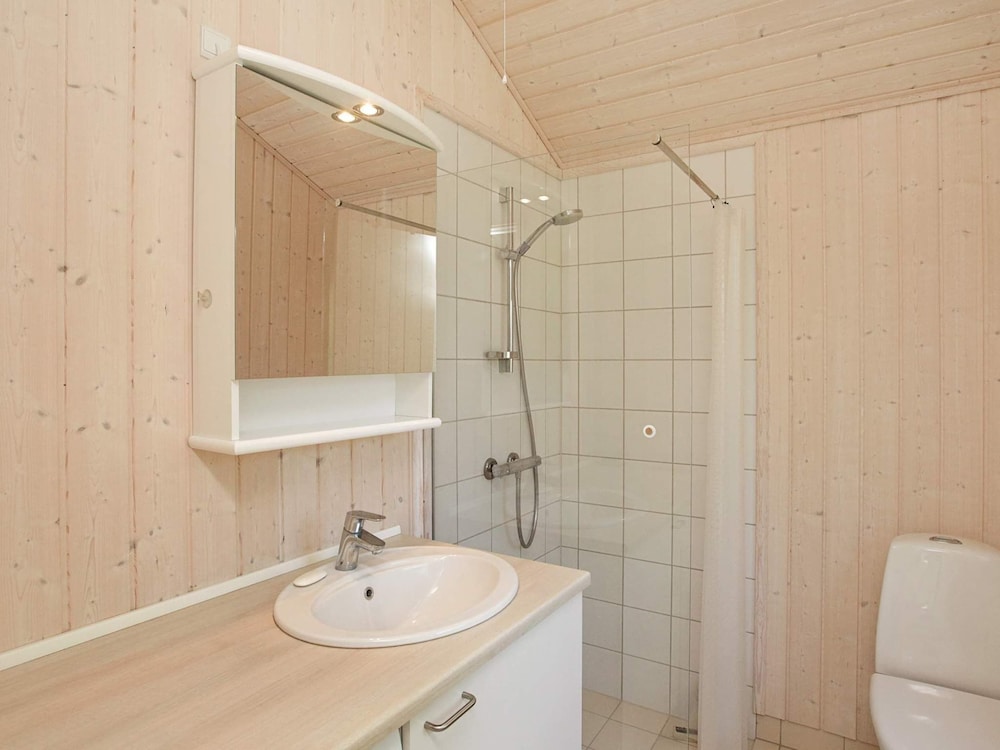 5 Person Holiday Home in Vaeggerlose