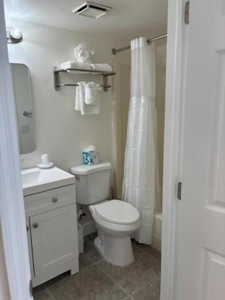 Sea Breeze Inn