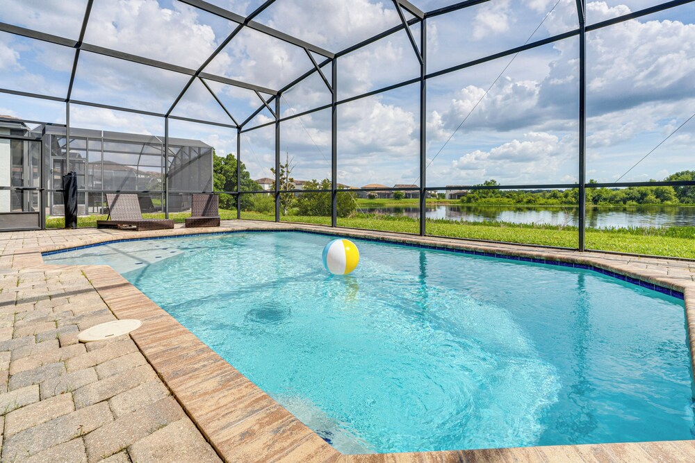 Balmoral Resort Home: Private Pool w/ Lake Views!