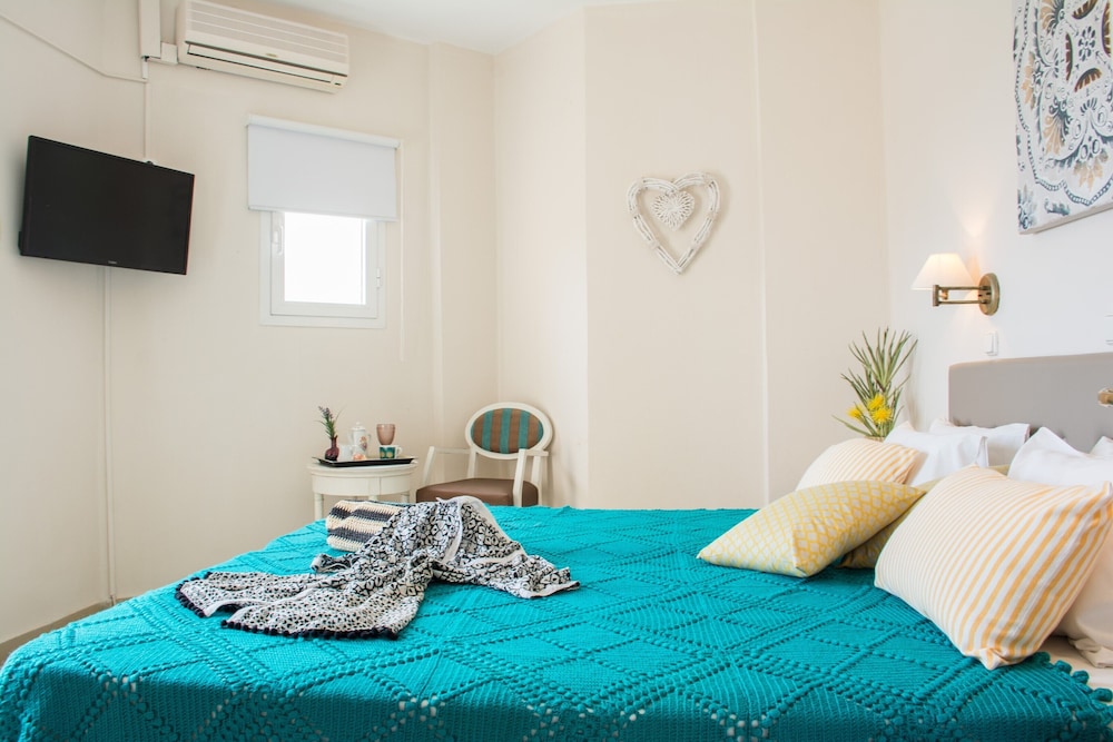 Windmill Apartments 2 photo 4