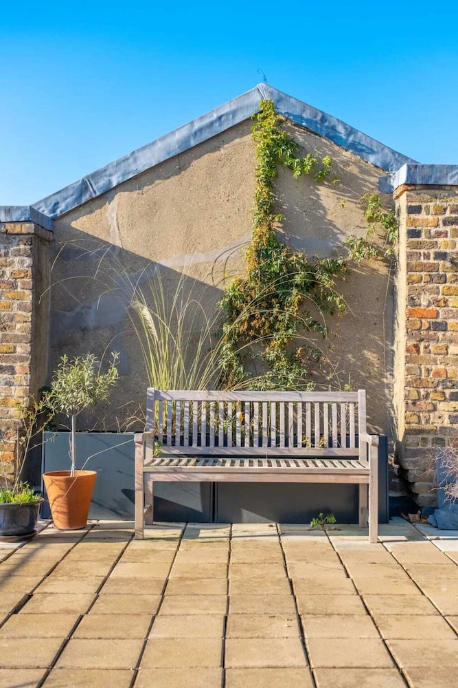 Peaceful 2 Bedroom Flat With Roof Terrace - Hackney