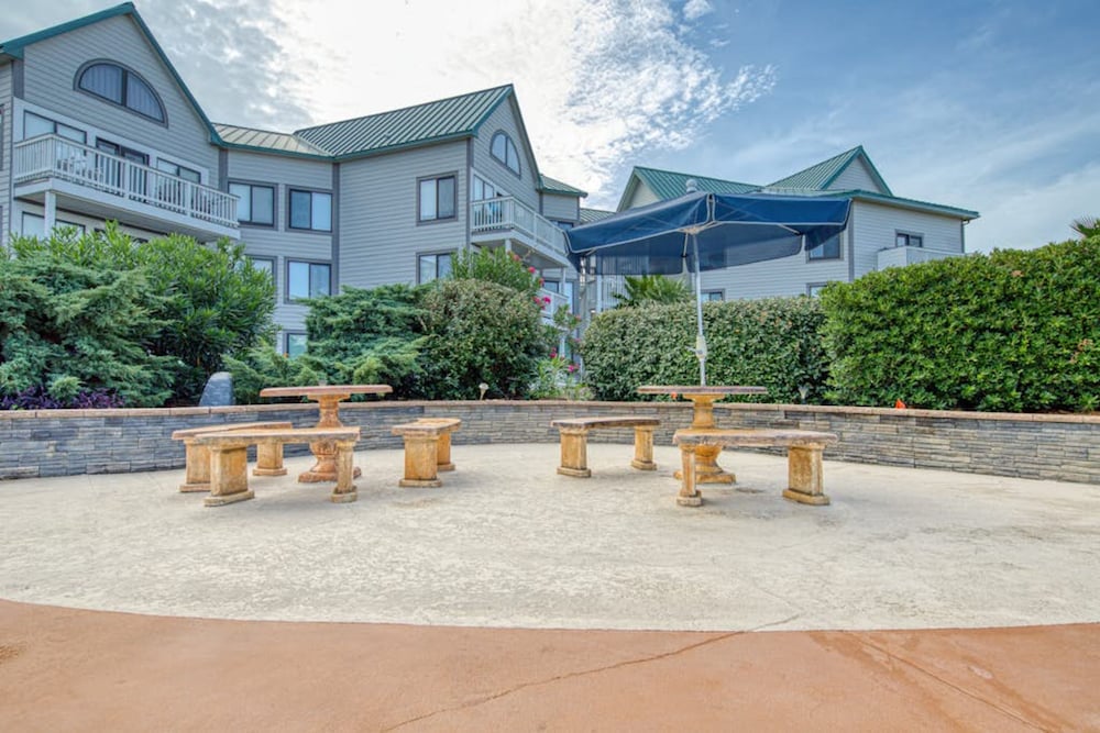 Plantation West Condos