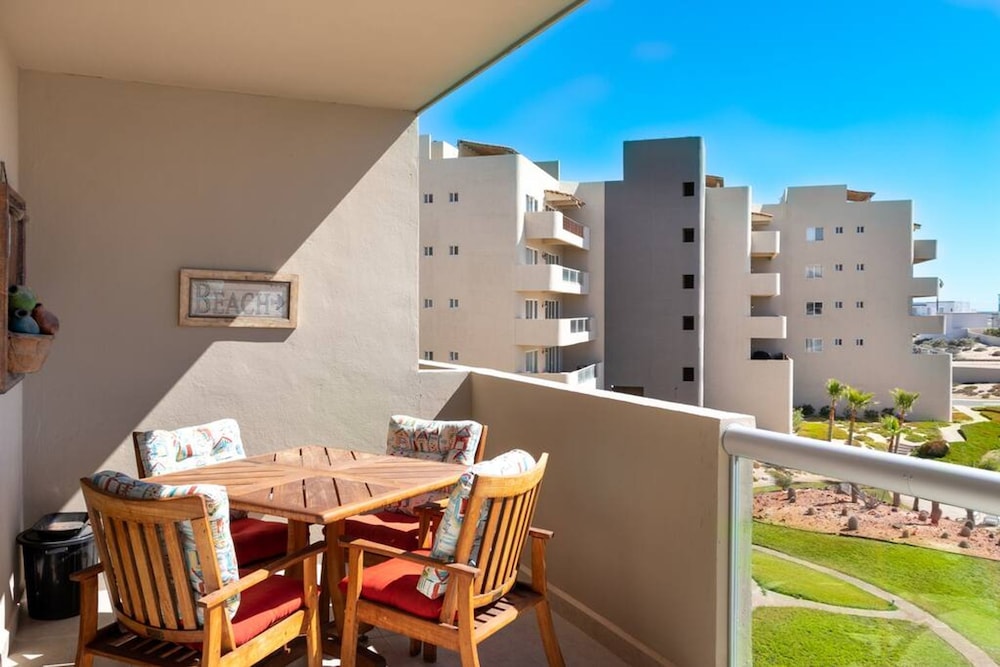 Glamorous Fully Equipped Condo With Amazing Sunset