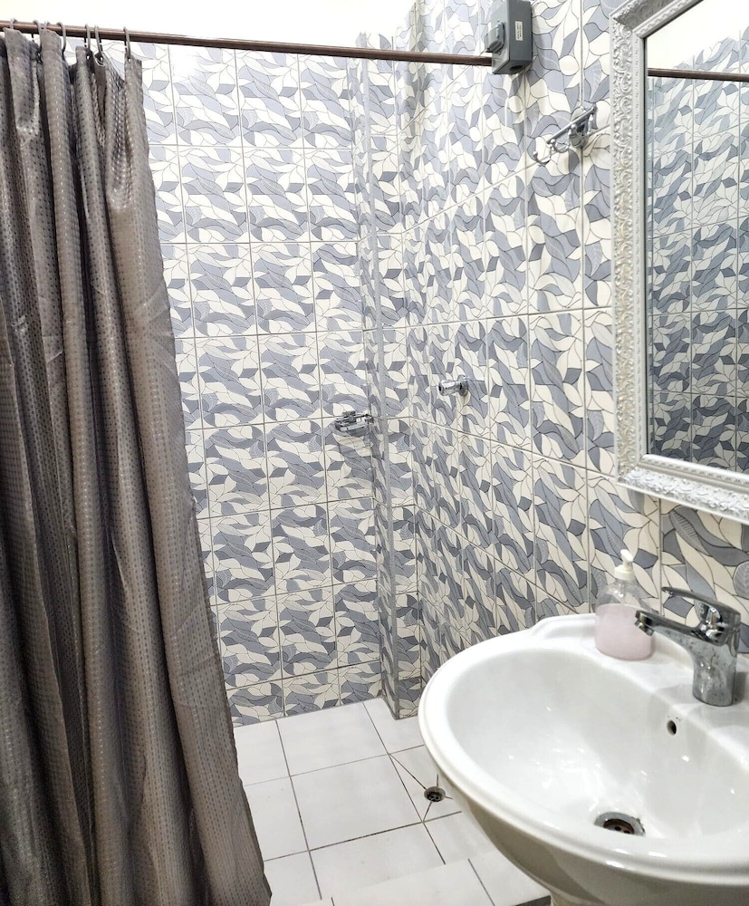 Ideal Executive Suites