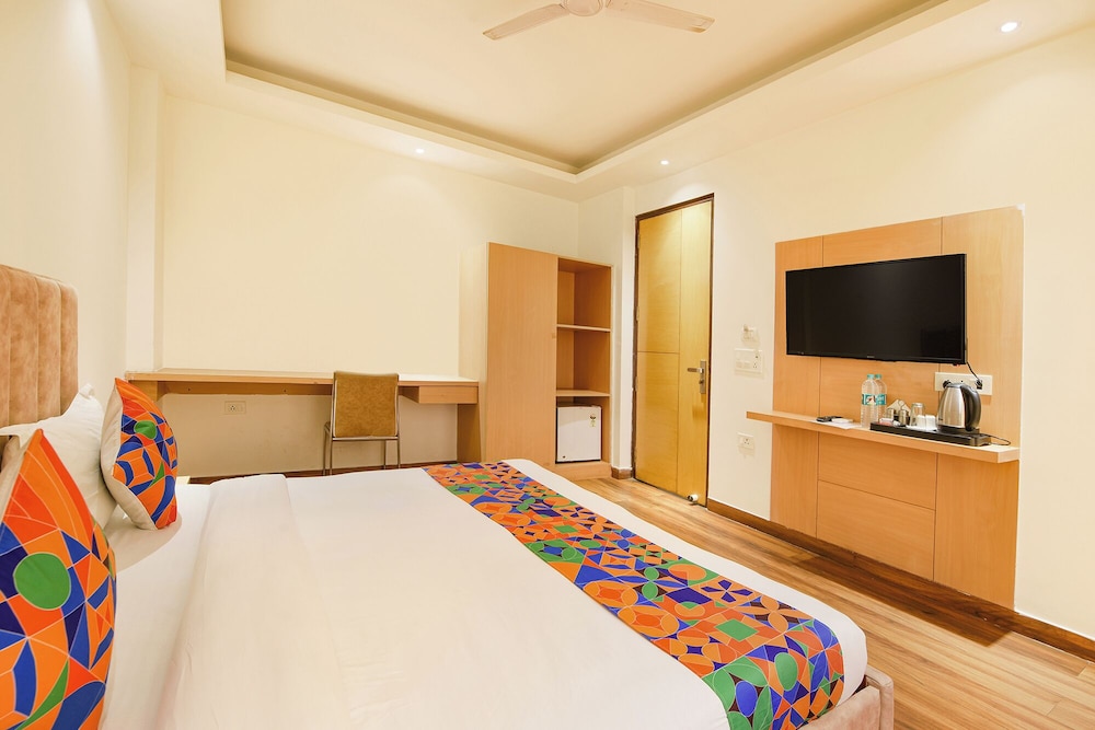 Fabhotel The Prime Land