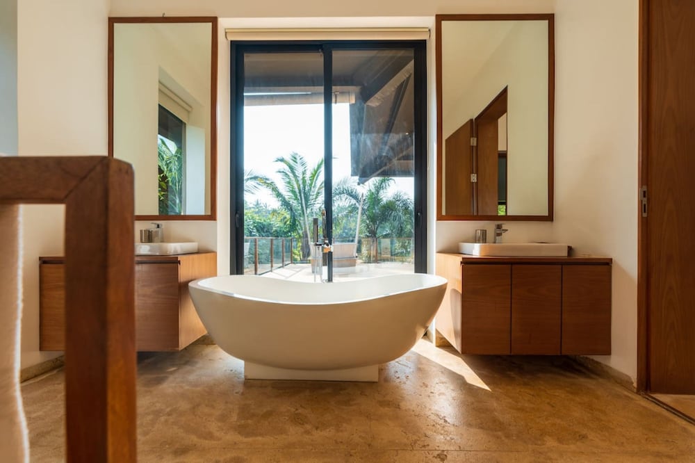 Puravida I -luxury 5bhk w Pvt Pool in Anjuna
