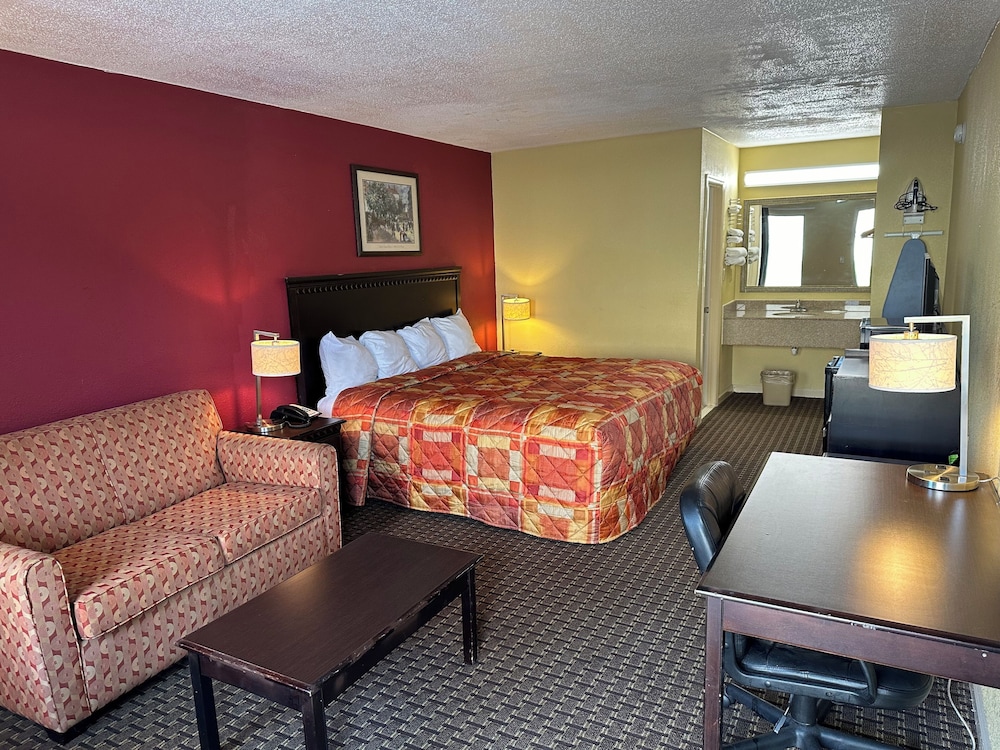 Royal Inn - Property Image 23