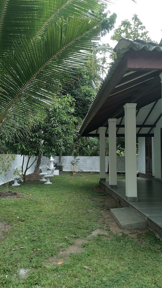 ISORA TRANSIT VILLA