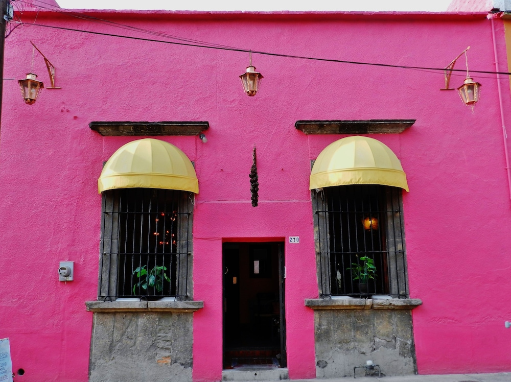 Hotel Rosa Morada
