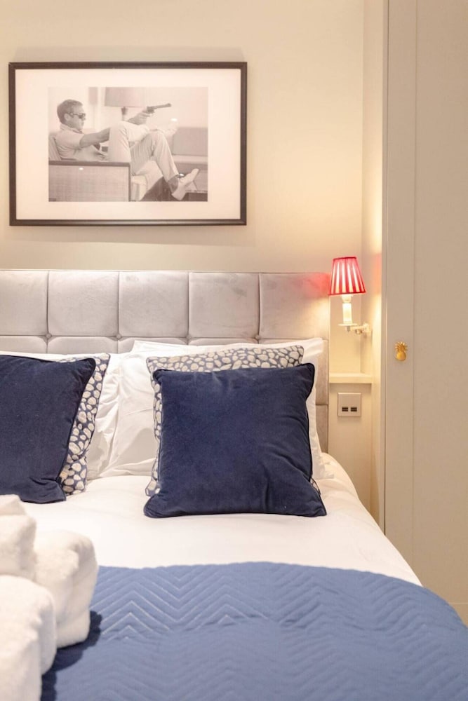 Elegant 1BD Flat in the Heart of Notting Hill!