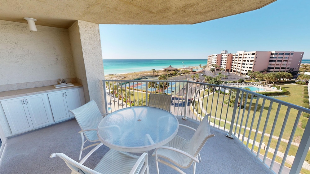 Inlet Reef 513 2 Bedroom Condo