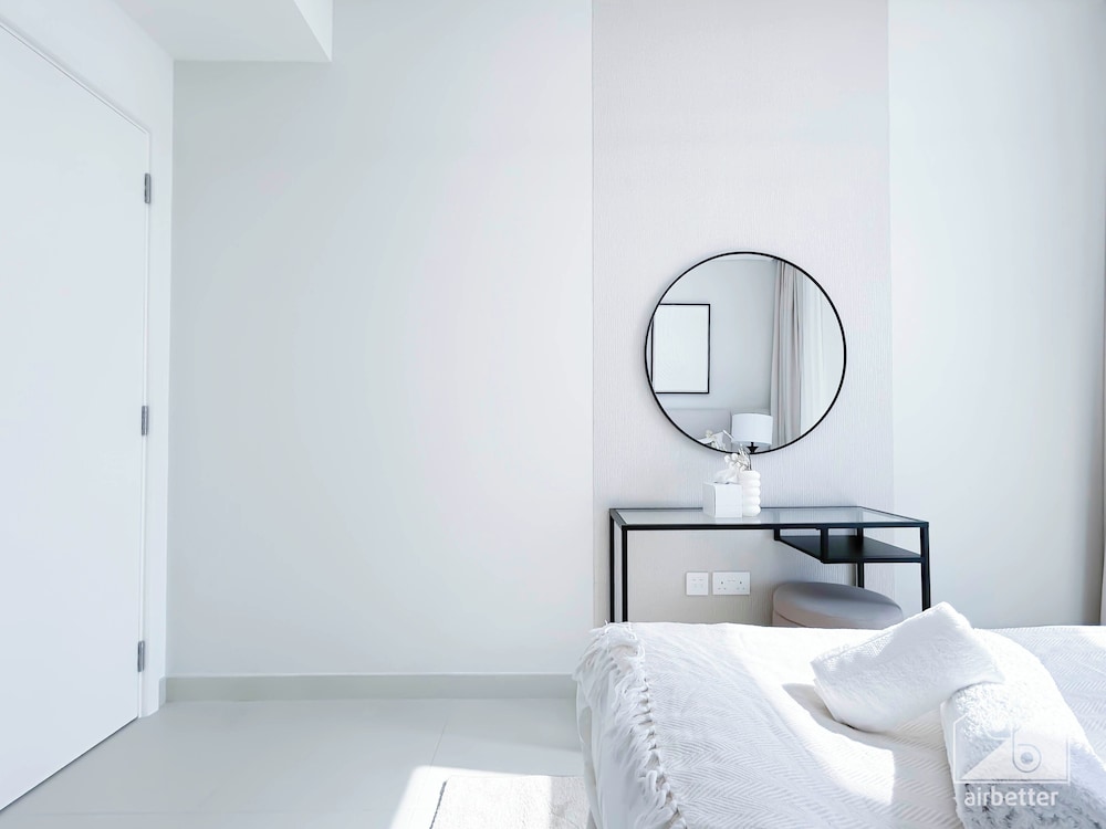 Luxurious 2B Apartment at Burj Crown Downtown