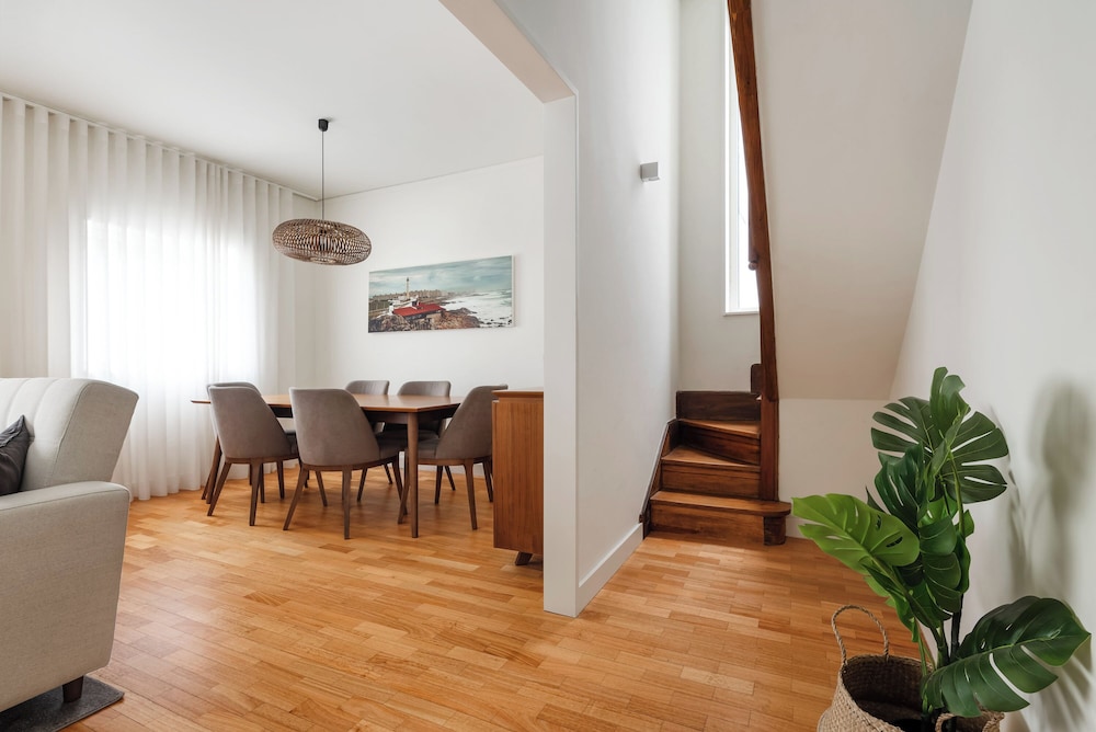 Acm033 Bombarda Homes, 2BR Duplex w/ Balcony
