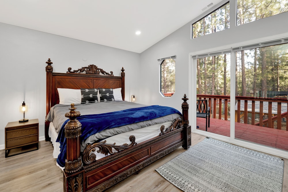 Mountain View Manor #2546