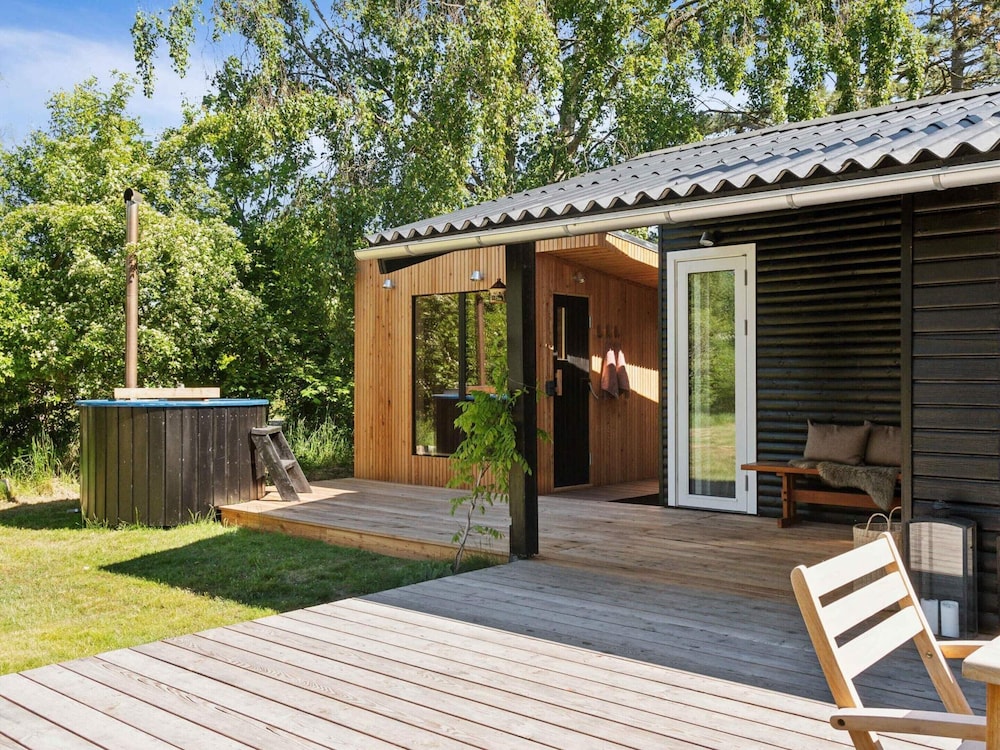 5 Star Holiday Home in Rodby