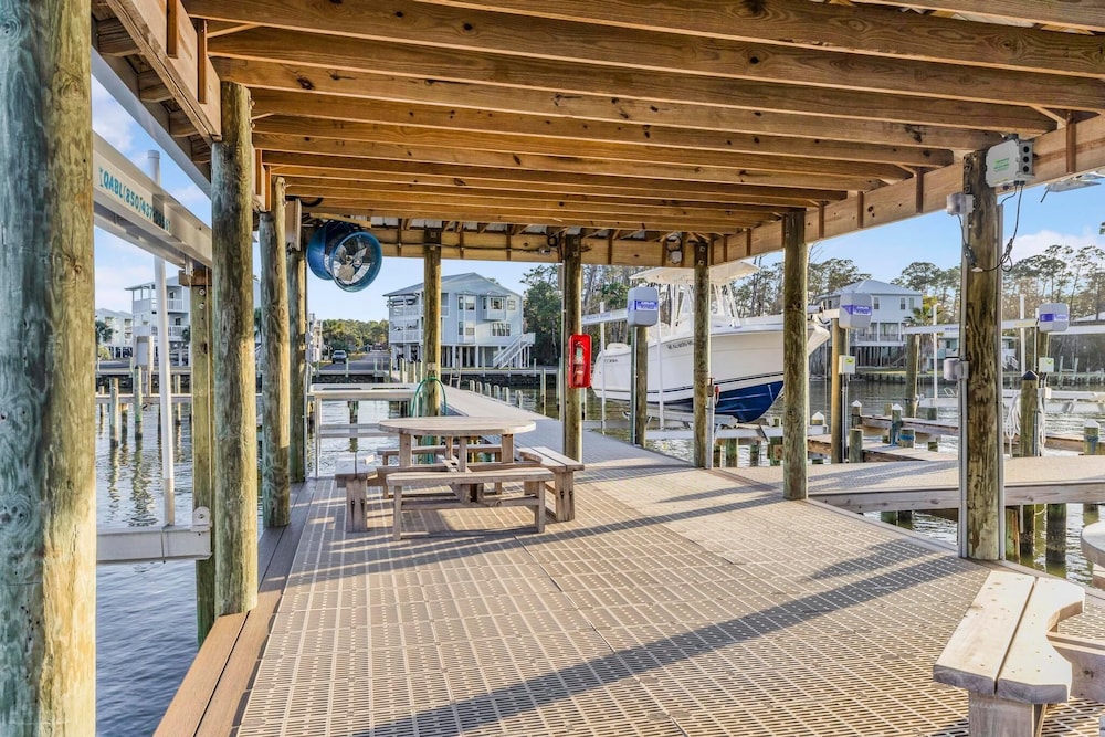 Bayview 55