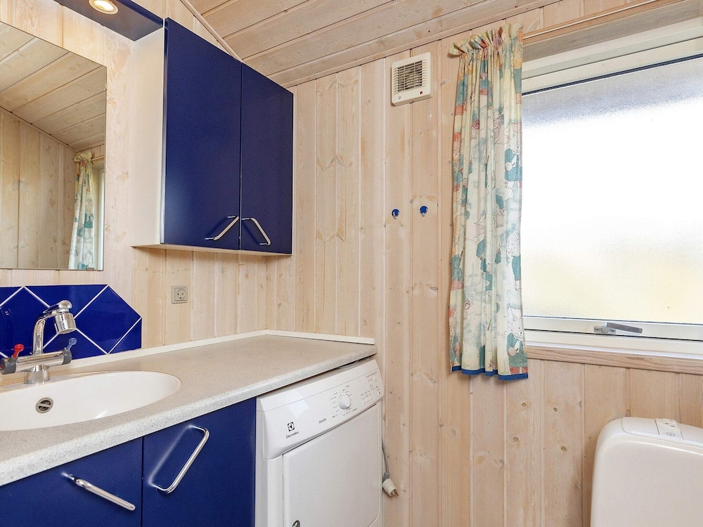 6 Person Holiday Home in Hjorring