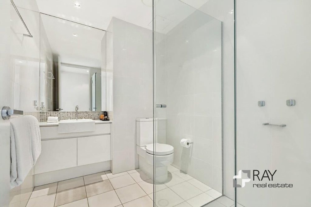 Luxury Apartments on Bells Boulevard