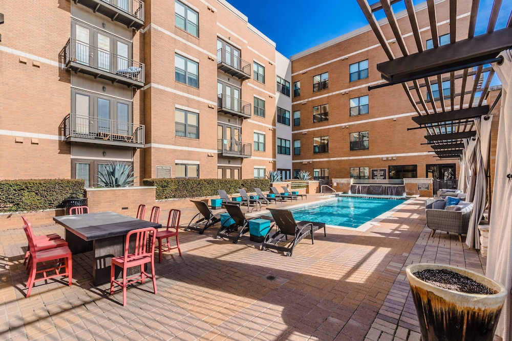 Regal Stays Apartments - West Village view 4