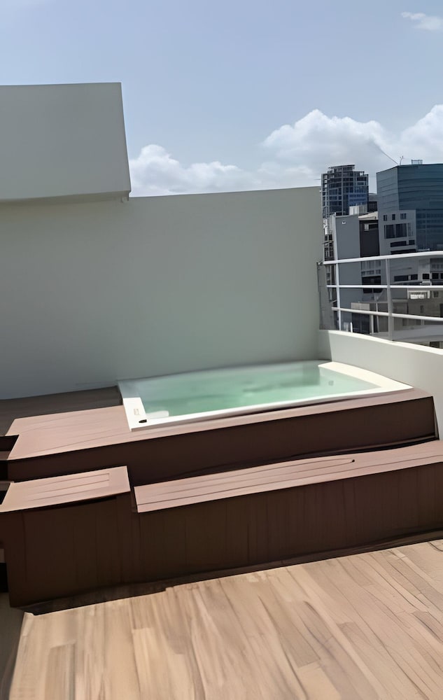 City Center Apartment Torre Leonardo VI