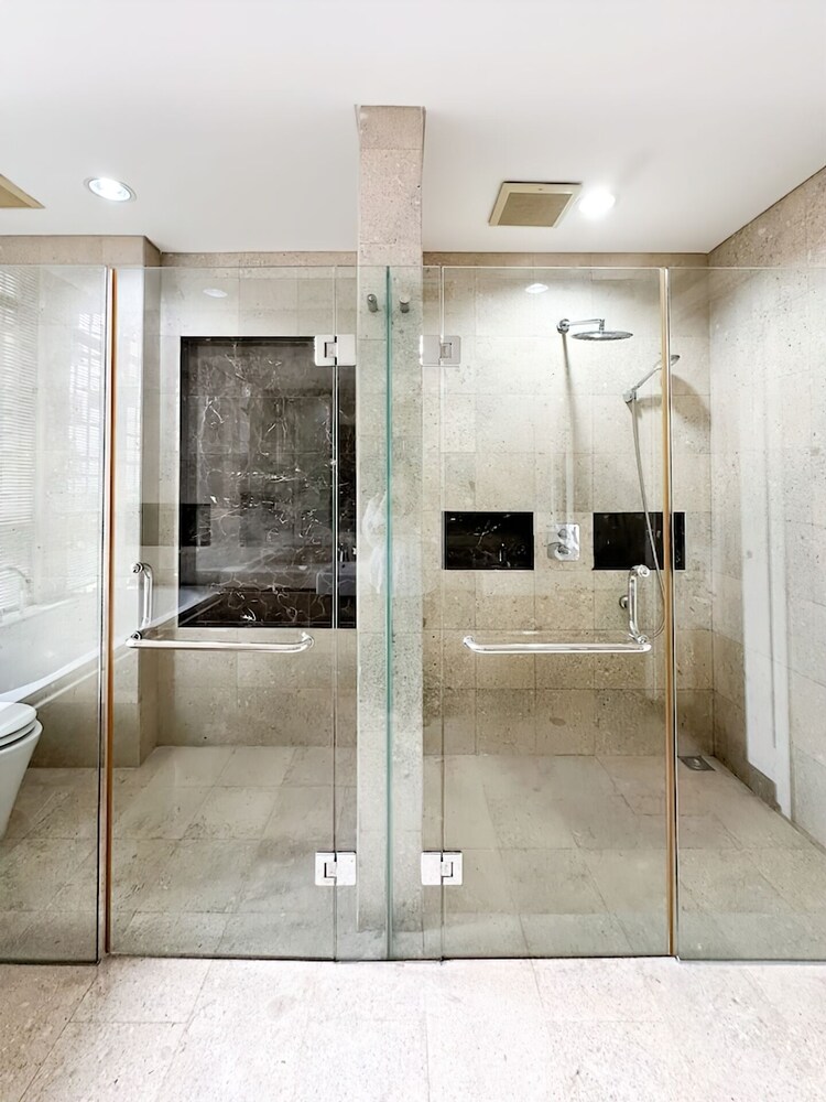 Salute de Senopati - Luxury Apartments