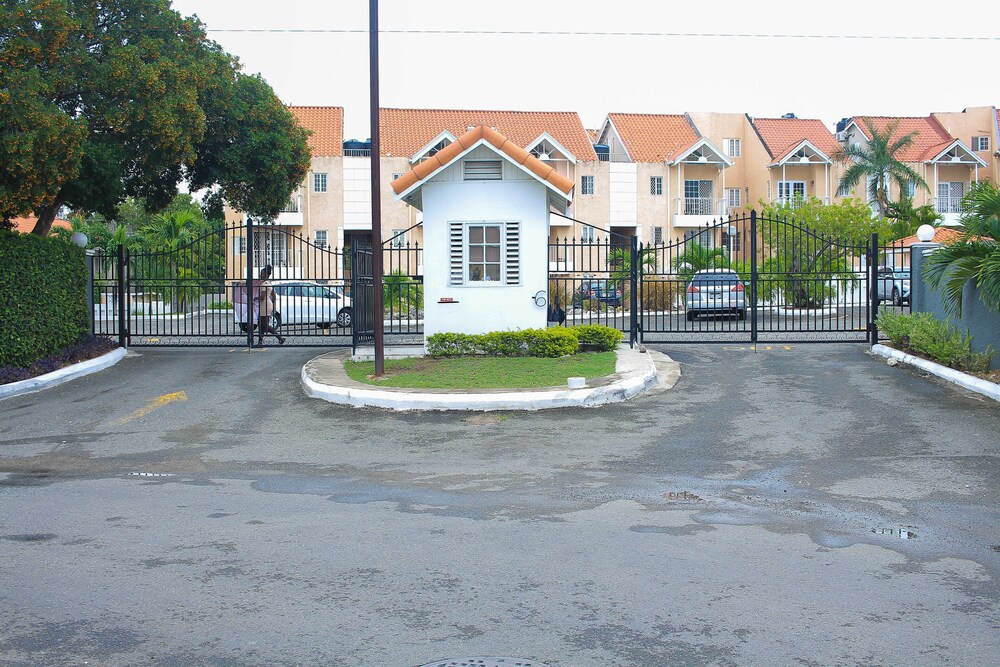Marley Manor