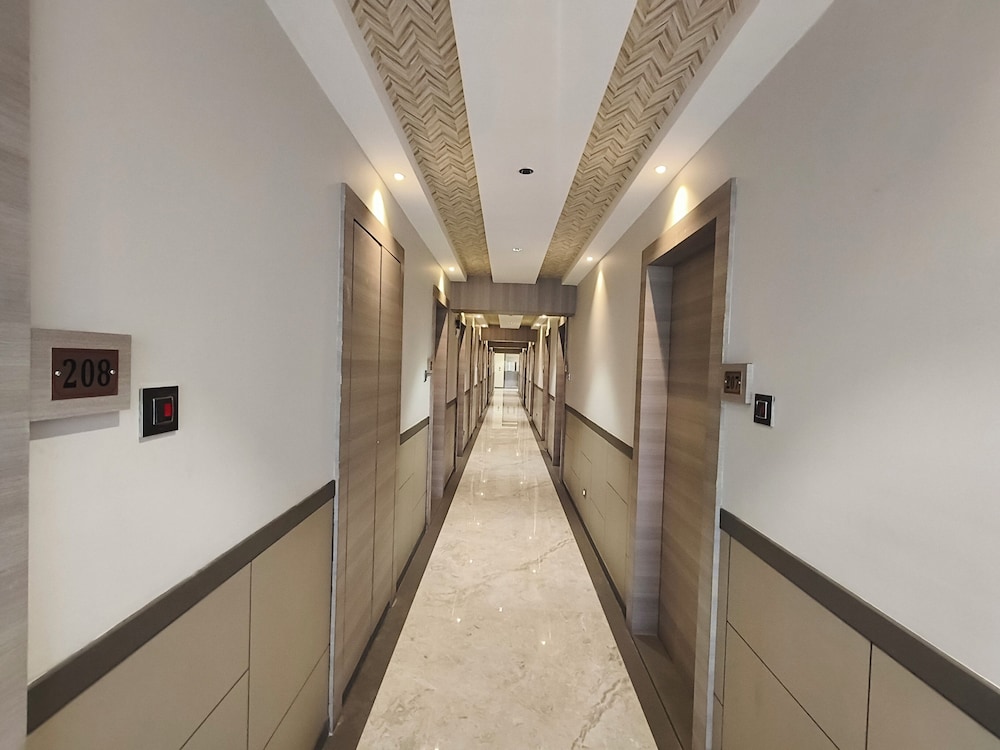 Hotel Nakshatra Residency