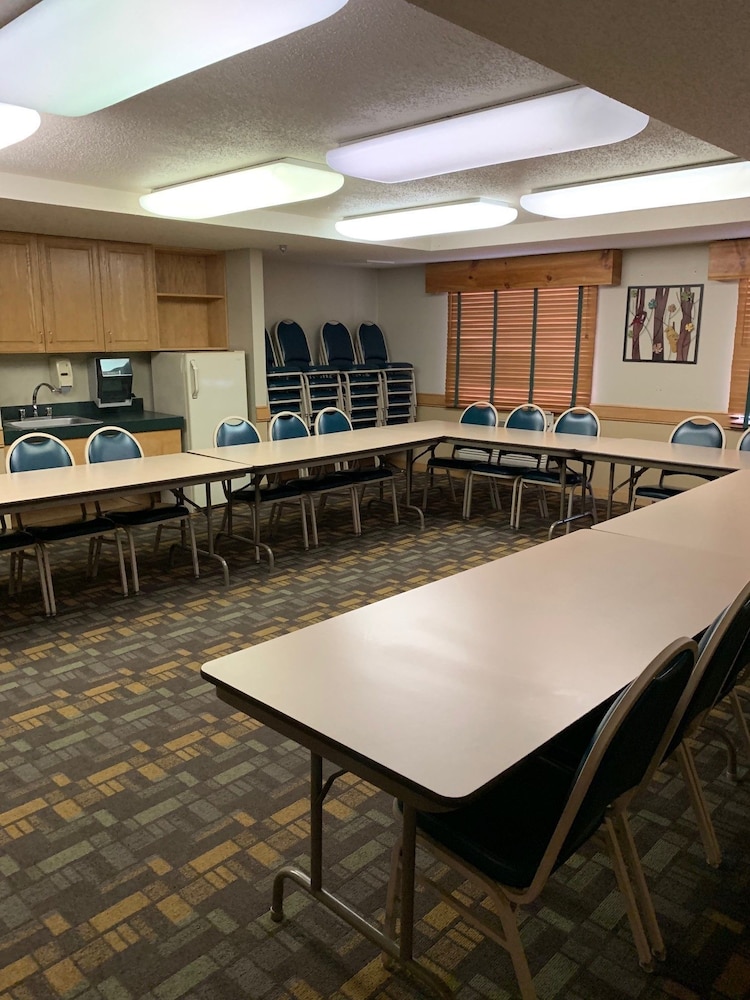 meeting & event spaces