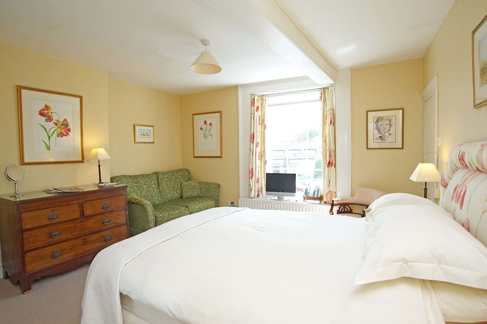 Castleton House B&B view 4