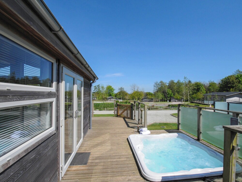 5 Meadow Retreat