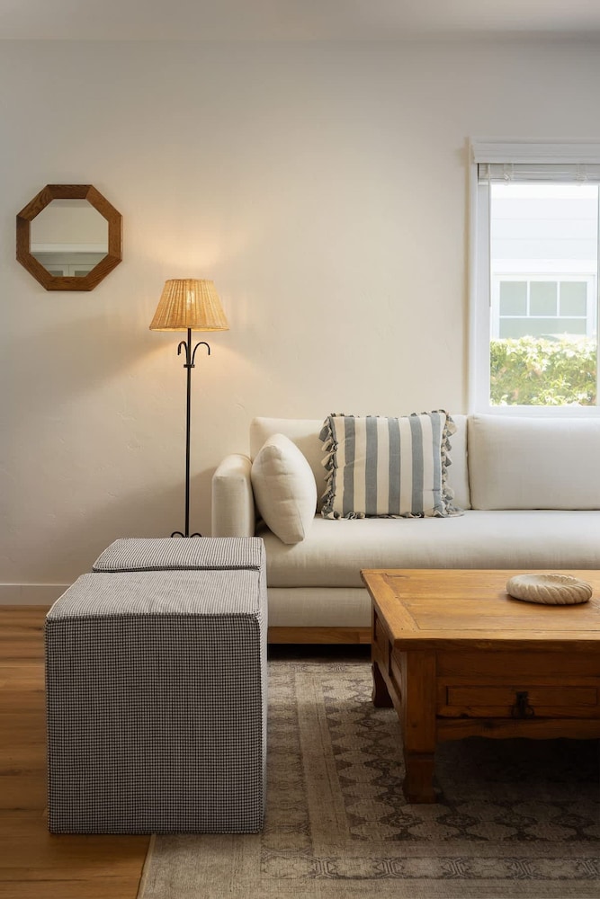 Carlsbad Cottage - Remodeled