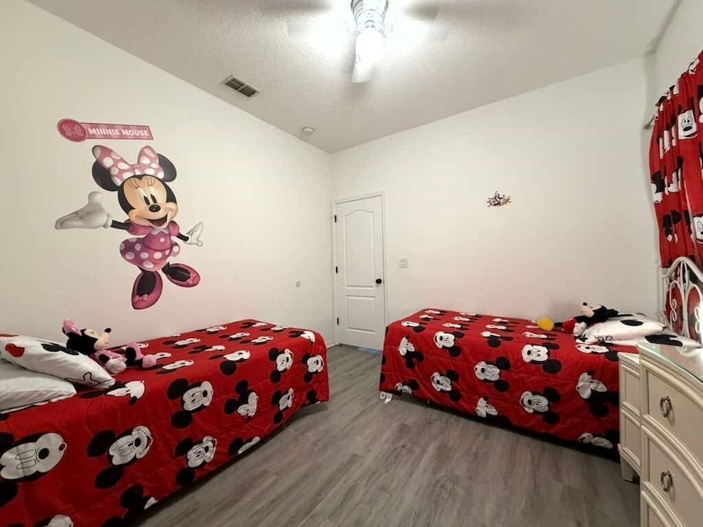 Pool •Spa •Game Rm •10 min Disney-Fun Disney Oasis