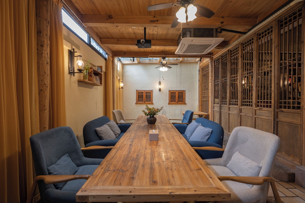 Mild Spring Boutique Hotel